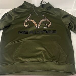 Realtree Men's Green Hoodie Sweater